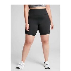 Athleta Lightning Short 9inch
